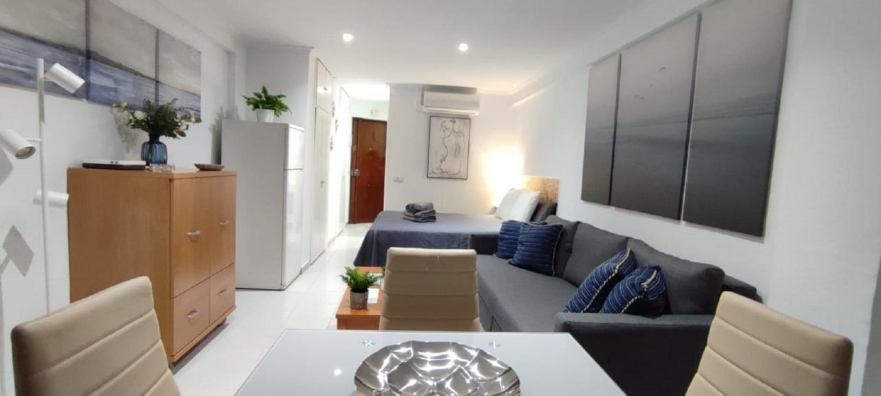 Apartmán Turisstiko Playa Carvajal Fuengirola Exteriér fotografie