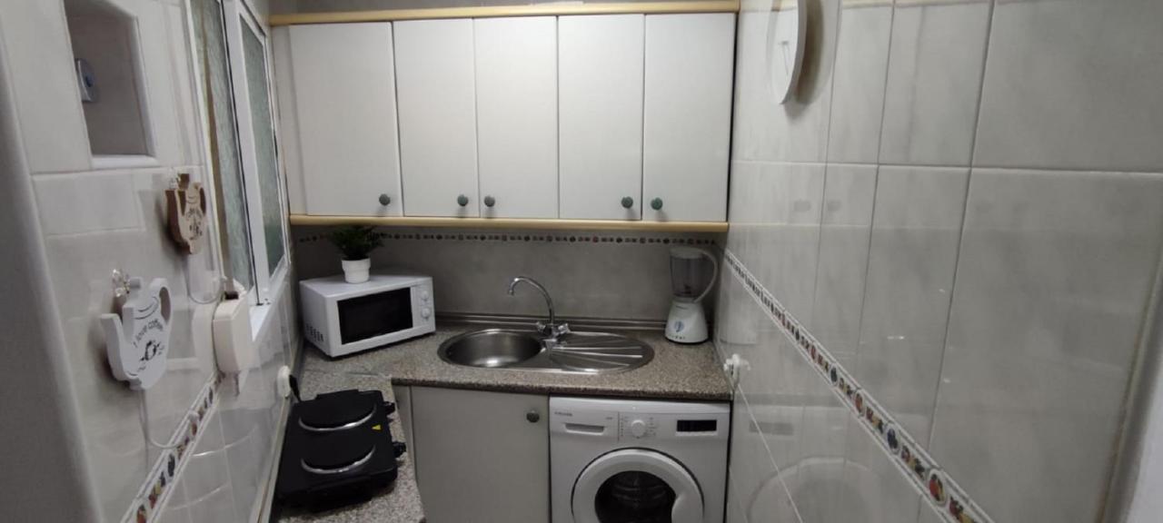 Apartmán Turisstiko Playa Carvajal Fuengirola Exteriér fotografie