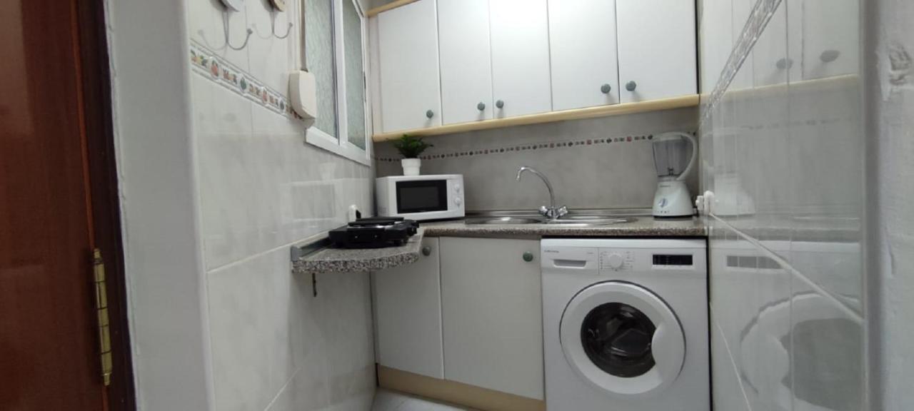 Apartmán Turisstiko Playa Carvajal Fuengirola Exteriér fotografie